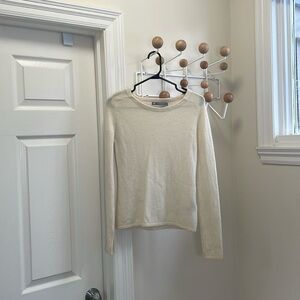 In Cashmere - Classic Neutral Long Sleeve Sweater - Cream - Small